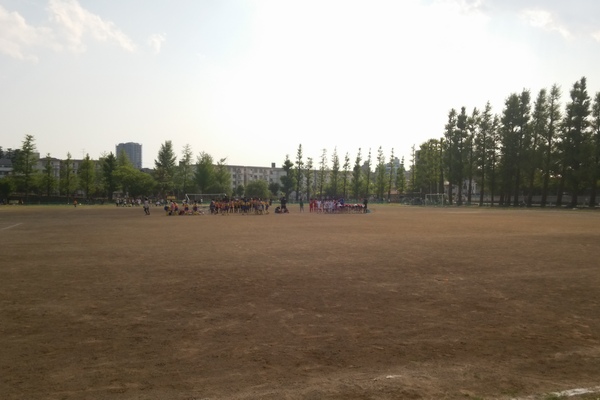 グラウンド
