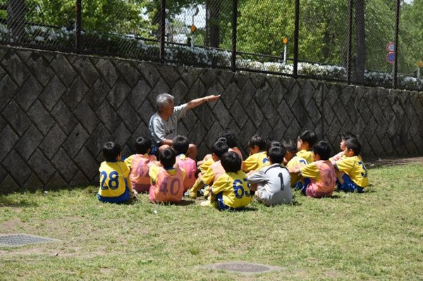 グラウンド