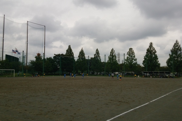 グラウンド