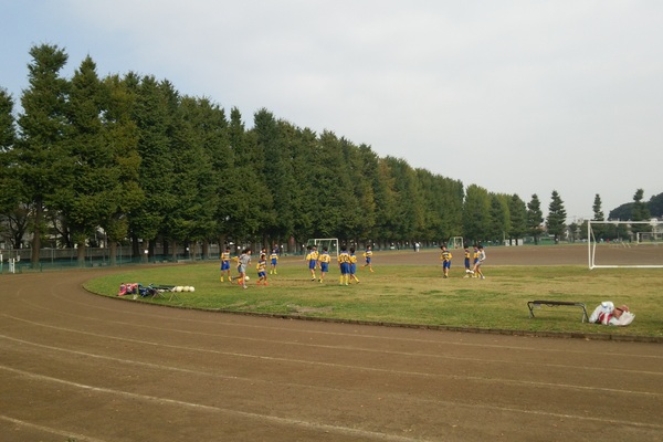 グラウンド